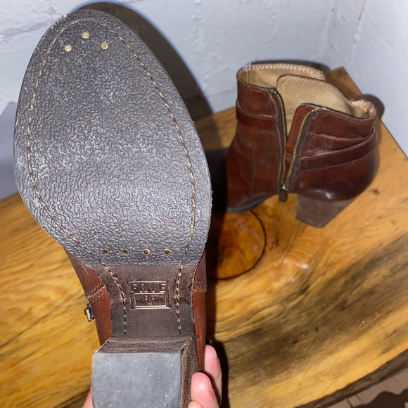 Frye Patty riding bootie - Picture 4 of 7
